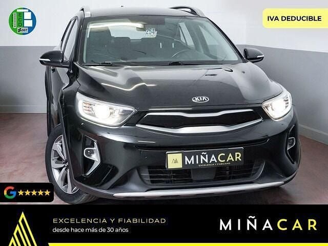 Usado Kia Stonic 120 CV (88 kW) 2022 Negro SUV