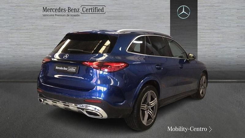Usado Mercedes GLC220 AMG line 197 CV (144 kW) 2024 Spektral blue  metallic paint