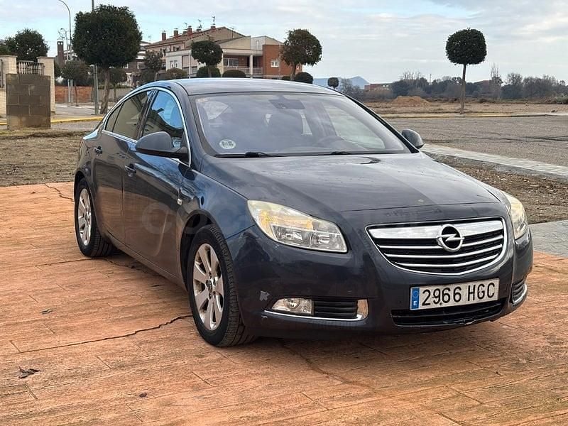Usado Opel Insignia Edition 110 CV (80 kW) 2011 Azul Berlina