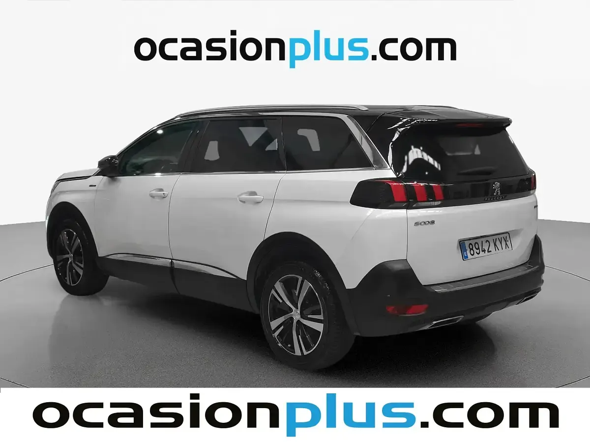 Usado Peugeot 5008 GT-line 130 CV (95 kW) 2019 Blanco SUV