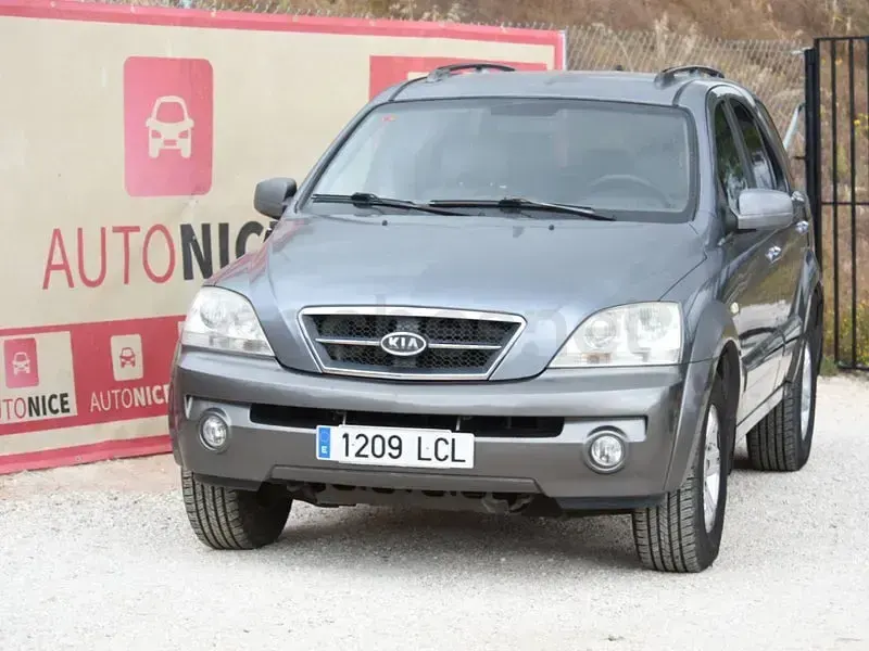 Usado Kia Sorento EX 140 CV (102 kW) 2005 Gris / plata SUV