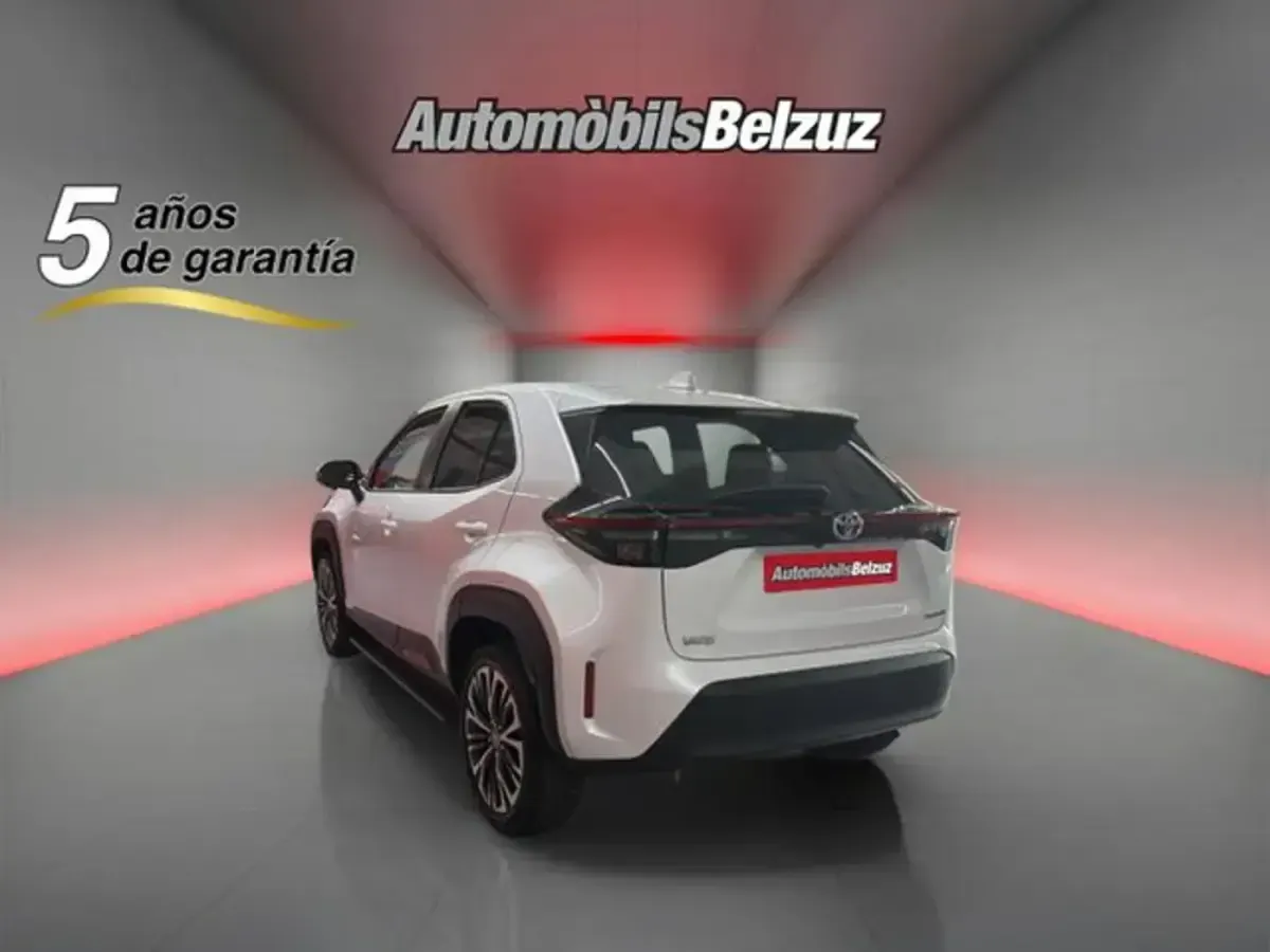 Usado Toyota Yaris Active 116 CV (85 kW) 2024 Utilitario