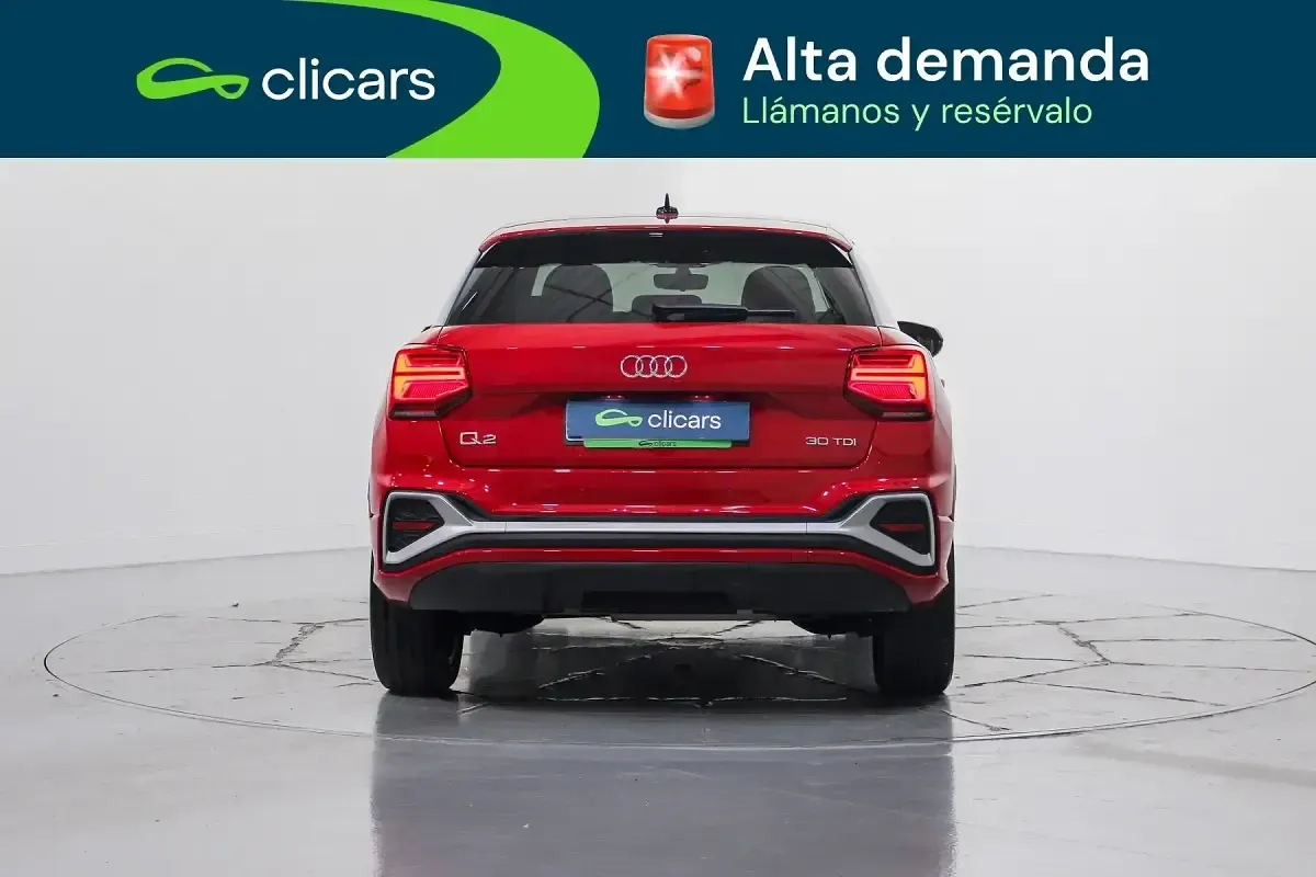 Käytetty Audi Q2 S-Line 116 HP (85 kW) 2022 Punainen Katumaasturi