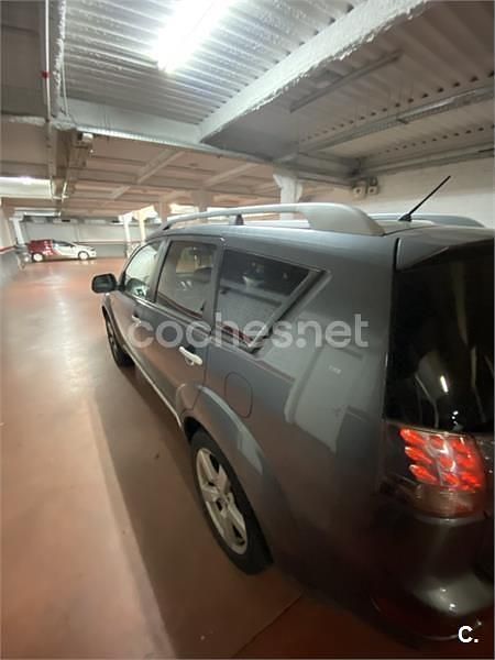 Gris / plata Usado 2007 Mitsubishi Outlander SUV | 6000 € (Precio justo) - Imagen 1/4