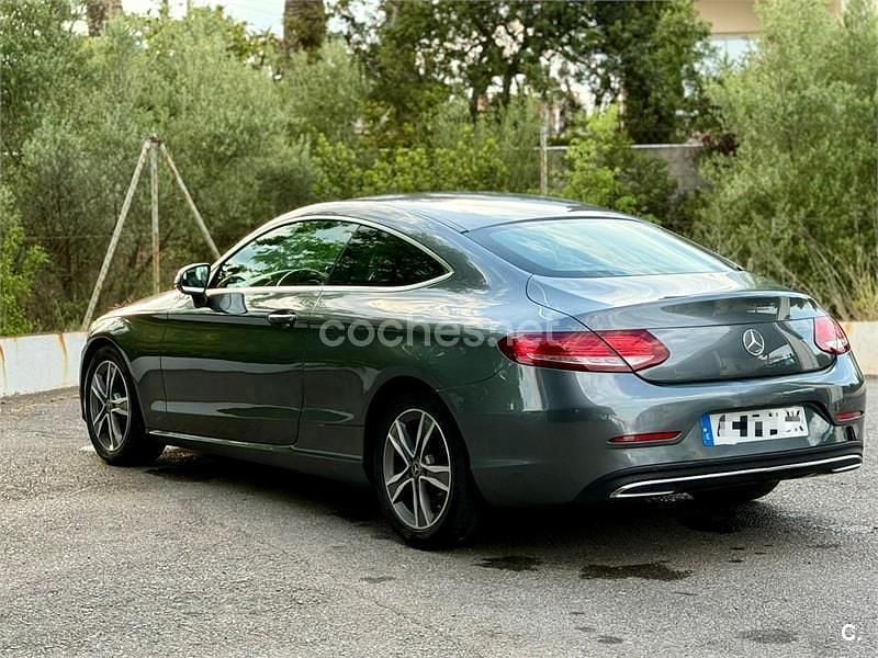 Usado Mercedes C220 170 CV (125 kW) 2017 Gris / plata Coupe