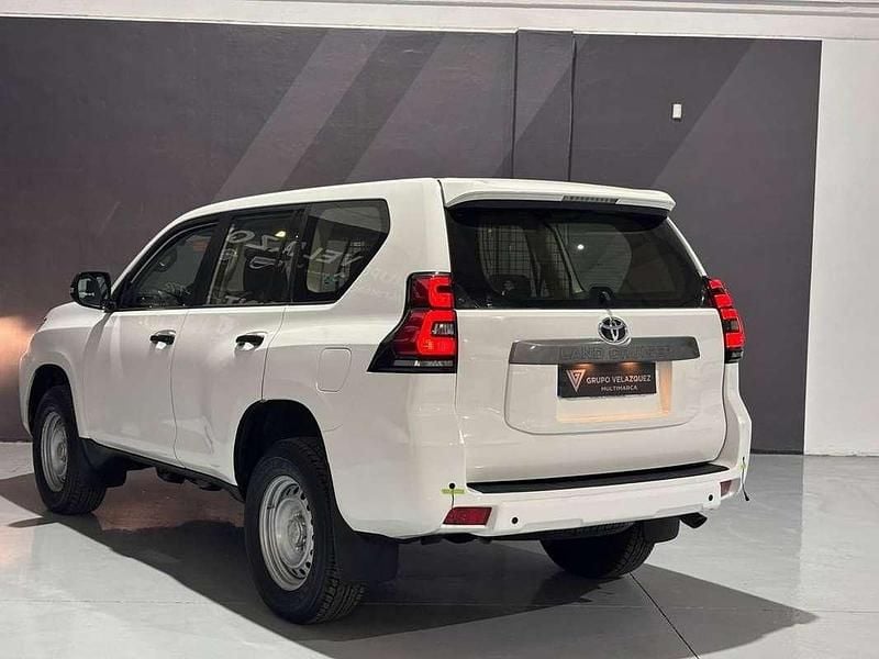 Usado Toyota Land Cruiser 177 CV (130 kW) 2021 Blanco SUV