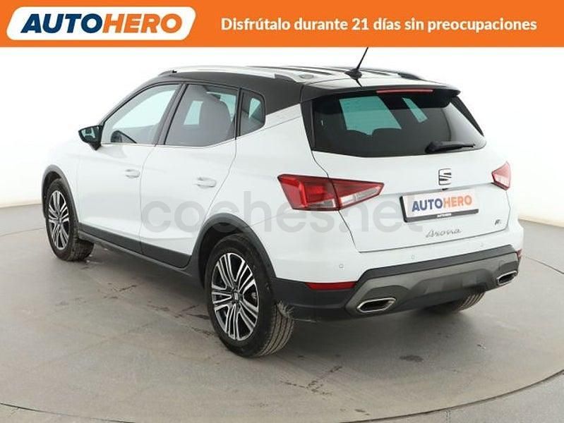 Usado Seat Arona FR 110 CV (80 kW) 2023 Blanco SUV