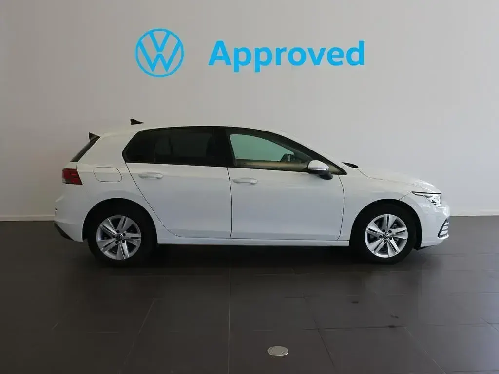 Usado VW Golf VIII 116 CV (85 kW) 2024 Blanco