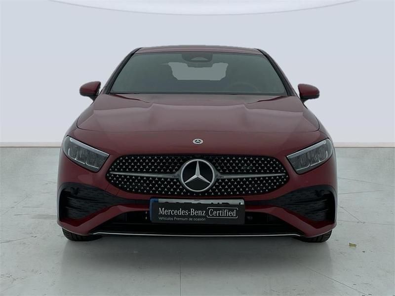 Usado Mercedes A250 218 CV (160 kW) 2024 Rojo patagonia Berlina