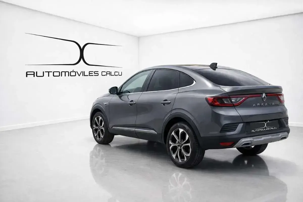 Usado Renault Arkana Techno 140 CV (102 kW) 2025 Gris SUV