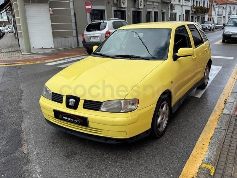 Usado Seat Ibiza Sport 110 HP (80 kW) 2002 Amarelo Citadino
