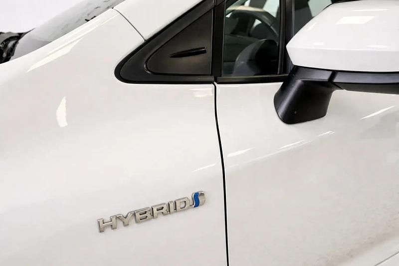 Usado Toyota Corolla Active 122 CV (89 kW) 2022 Blanco