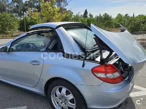 Usado Mercedes SLK200 163 CV (119 kW) 2005 Gris / plata Descapotable