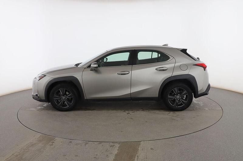 Usado Lexus UX 250h Business Edition 184 CV (135 kW) 2021 Gris SUV