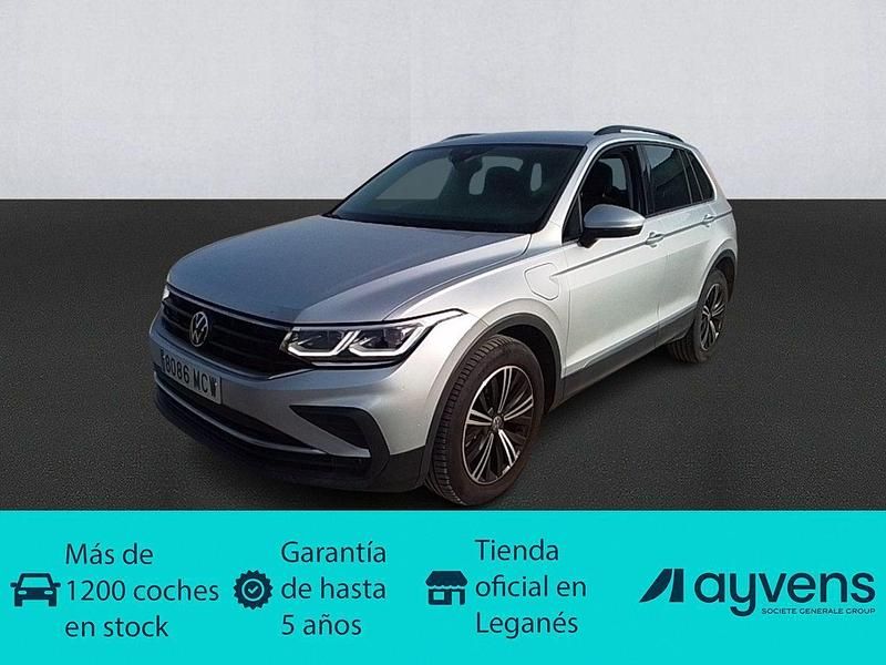 Usado VW Tiguan Life 245 CV (180 kW) 2022 Gris plata SUV