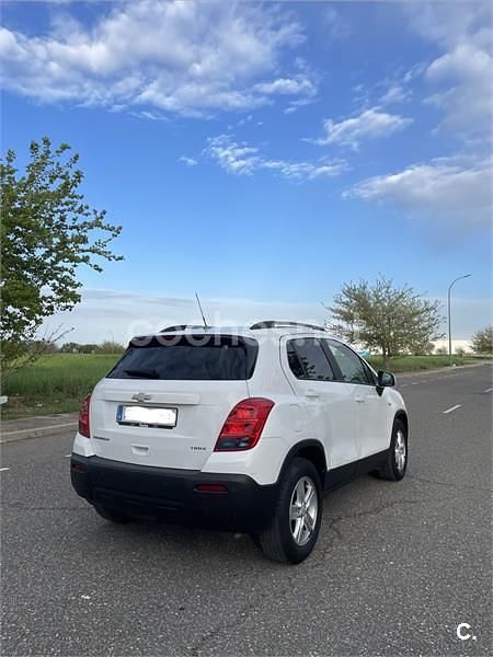 Usado Chevrolet Trax LT 115 CV (84 kW) 2013 Blanco SUV