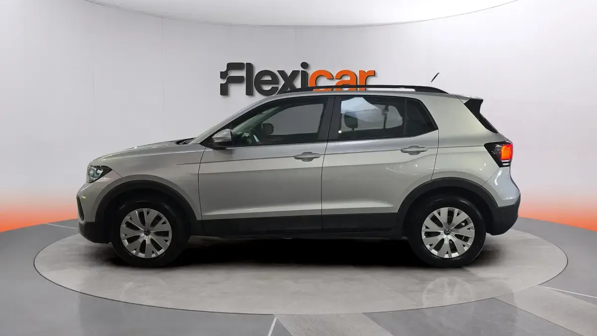 Usado VW T-Cross Life 95 CV (69 kW) 2024 Gris SUV