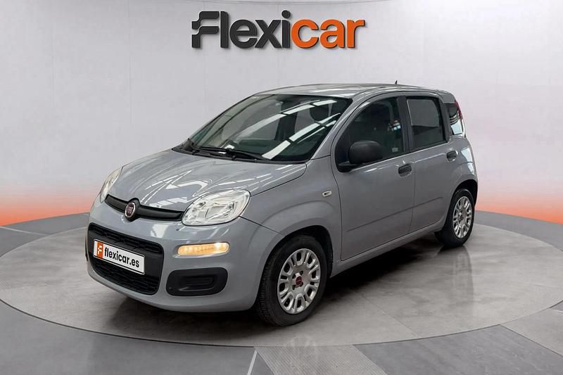 Usado Fiat Panda 71 CV (52 kW) 2022 Gris Utilitario