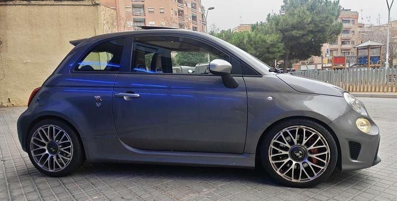 Usado Abarth 595 Turismo 159 CV (116 kW) 2017 Gris Utilitario
