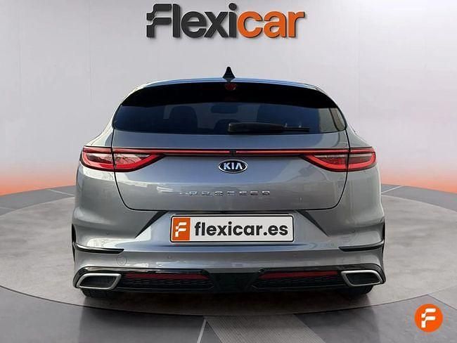 Usado Kia ProCeed GT-Line 136 CV (100 kW) 2020 Gris Familiar