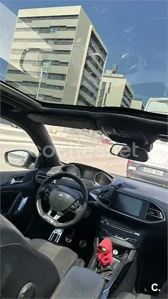 Usado Peugeot 308 GT-line 150 CV (110 kW) 2016 Rojo Berlina