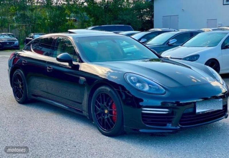 Usado Porsche Panamera 310 CV (228 kW) 2016 Negro Berlina