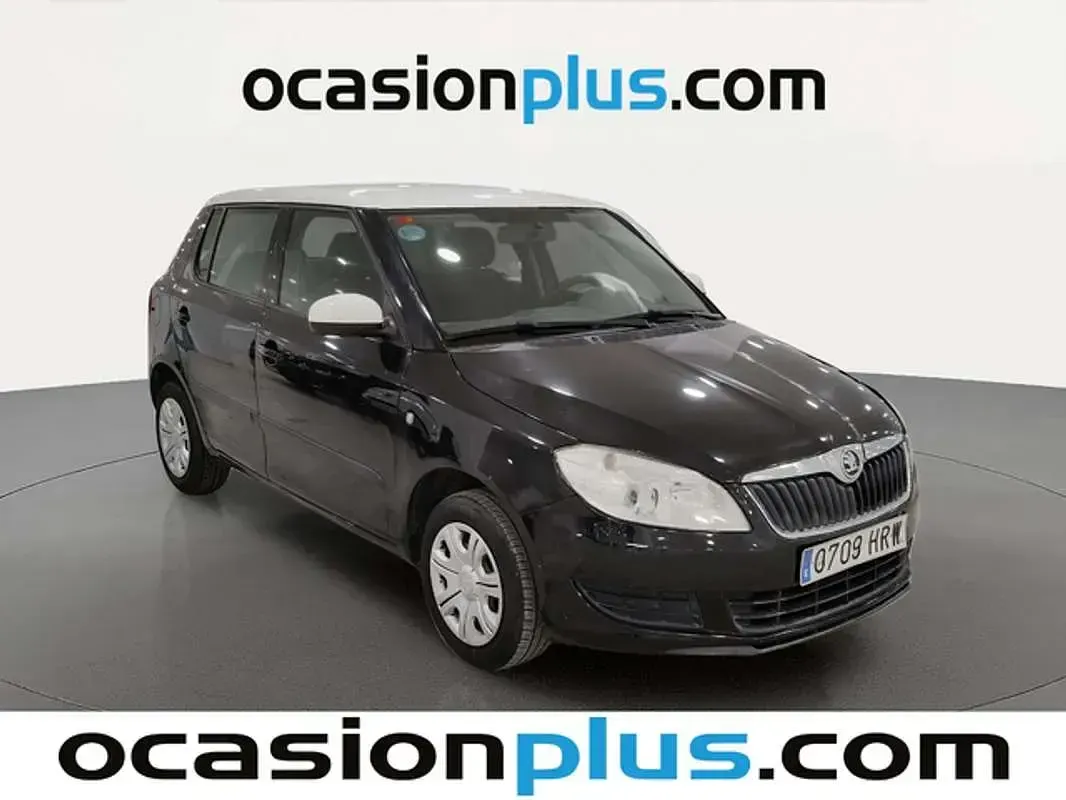 Usado Skoda Fabia Ambition 60 CV (44 kW) 2013 Negro Utilitario
