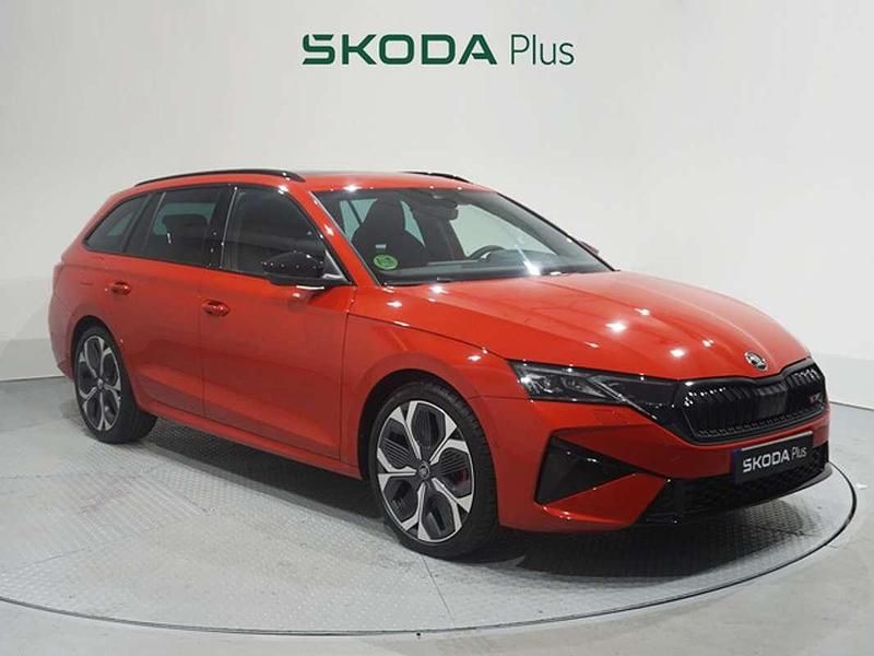 Nuevo Skoda Octavia RS 265 CV (194 kW) 2025 Rojo Familiar