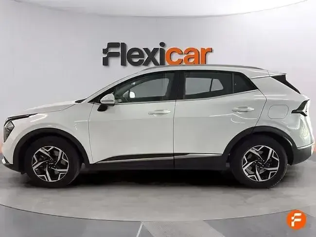 Usado Kia Sportage 136 CV (100 kW) 2023 Blanco SUV