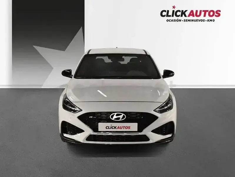 Usado Hyundai i30 N Line 96 CV (70 kW) 2025 Blanco Berlina