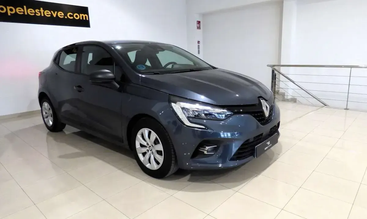 Usado Renault Clio Evolution 91 CV (66 kW) 2022 Gris Utilitario