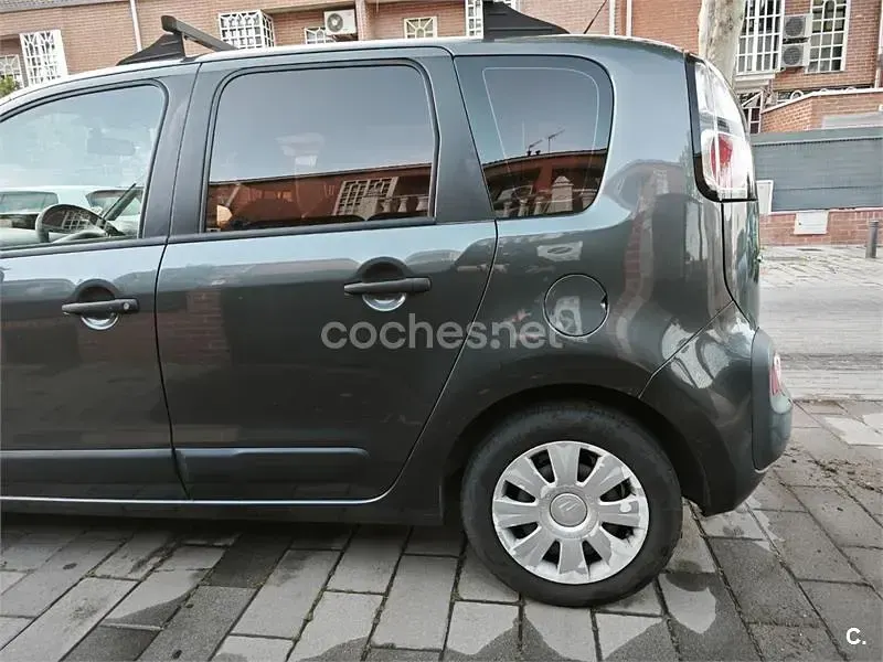 Usado Citroën C3 Picasso 92 CV (67 kW) 2011 Negro Monovolumen