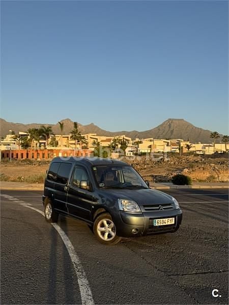 Usado Citroën Berlingo 90 CV (66 kW) 2009 Azul Monovolumen
