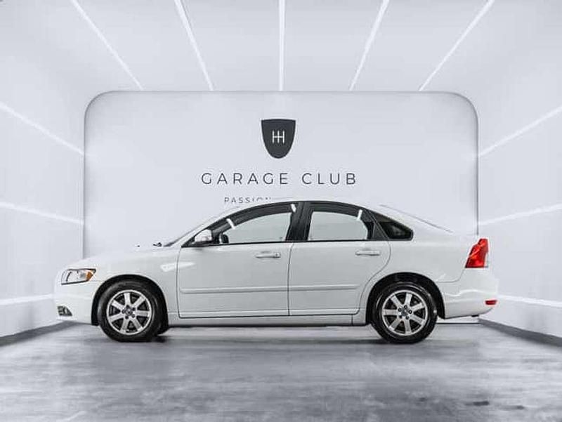 Usado Volvo S40 Momentum 136 CV (100 kW) 2010 Blanco Berlina