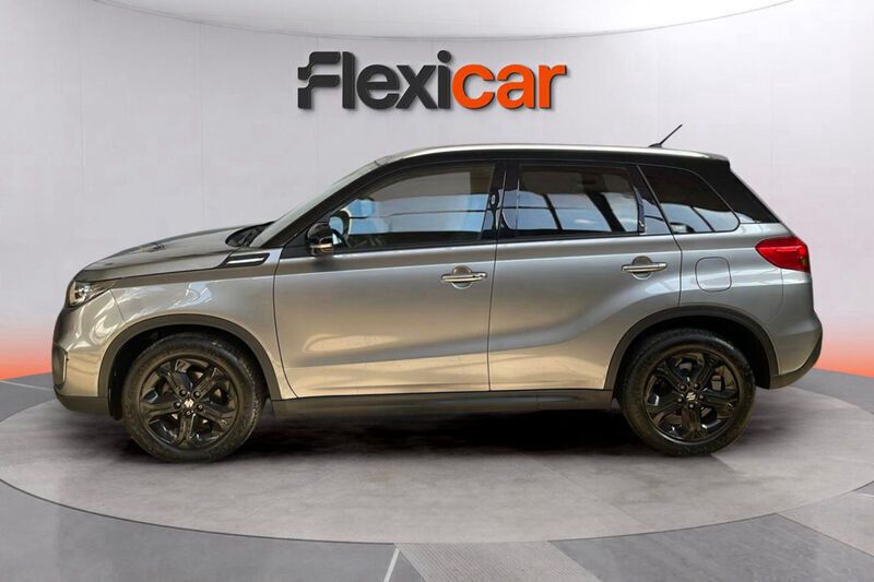 Usado Suzuki Vitara GLX 121 CV (88 kW) 2018 Gris SUV
