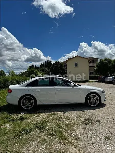 Usado Audi A4 240 CV (176 kW) 2009 Blanco Berlina
