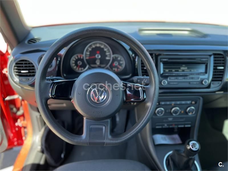 Usado VW Beetle 105 CV (77 kW) 2012 Rojo Utilitario