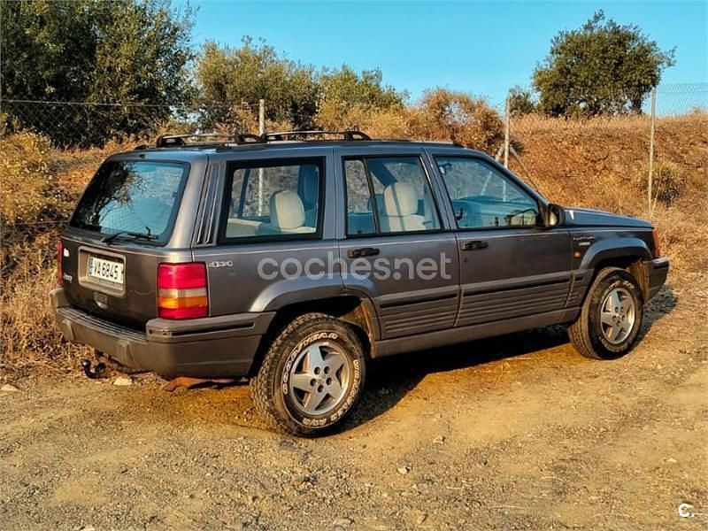 Usado Jeep Grand Cherokee Laredo 185 CV (136 kW) 1995 Gris / plata SUV