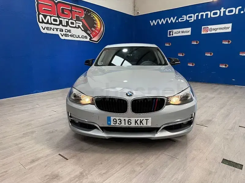 Usado BMW 318 143 CV (105 kW) 2014 Gris / plata Berlina