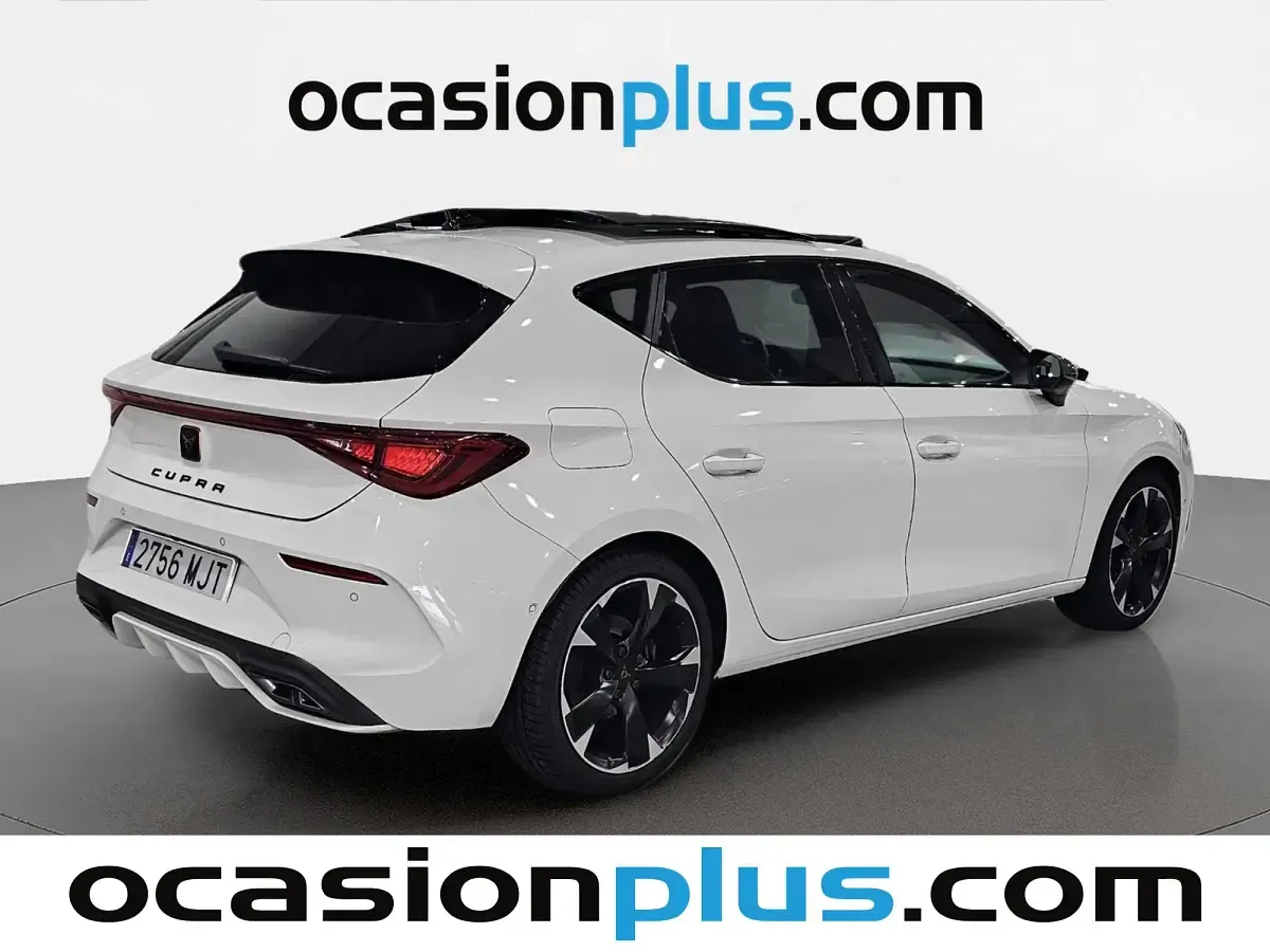 Usado Cupra Leon 190 CV (139 kW) 2023 Blanco Utilitario