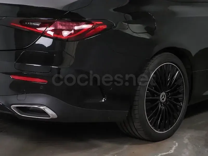 Usado Mercedes CLE300 313 CV (230 kW) 2025 Negro Coupe