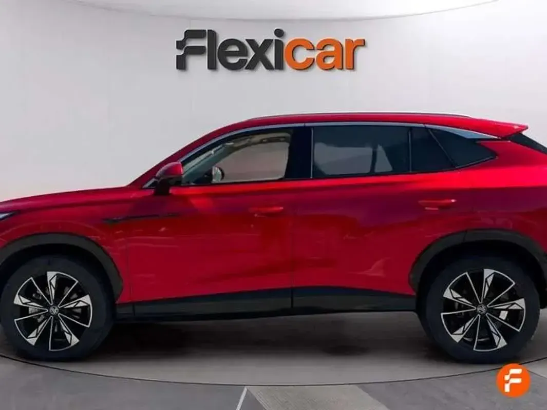 Usado MG HS Luxury 170 CV (125 kW) 2025 Burdeos SUV