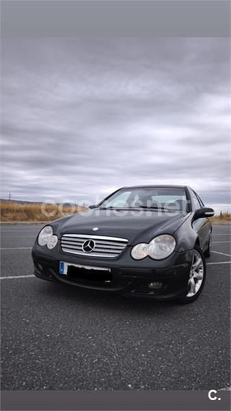Negro Usado 2004 Mercedes C220 Berlina | 4300 € (Caro) - Imagen 1/4