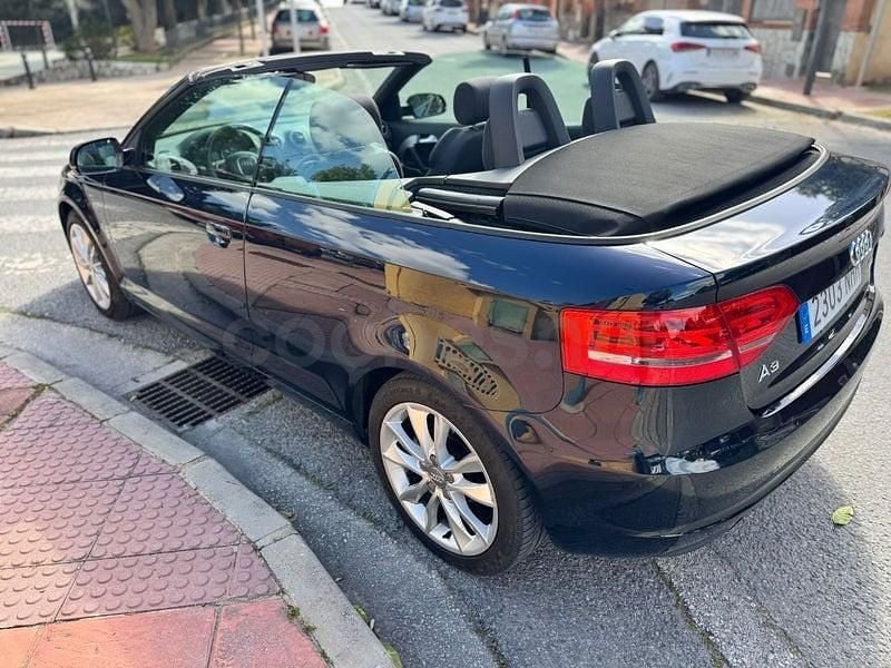 Usado Audi A3 Cabriolet Ambition 105 CV (77 kW) 2011 Azul Descapotable