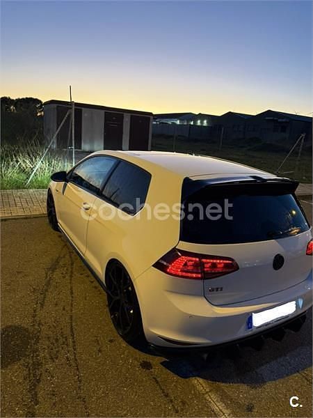 Usado VW Golf VII GTI 230 CV (169 kW) 2014 Blanco Berlina