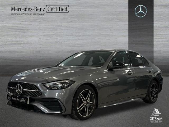 Gris Usado 2024 Mercedes C220 AMG line Berlina | 44.900 € (Buen precio) - Imagen 1/4