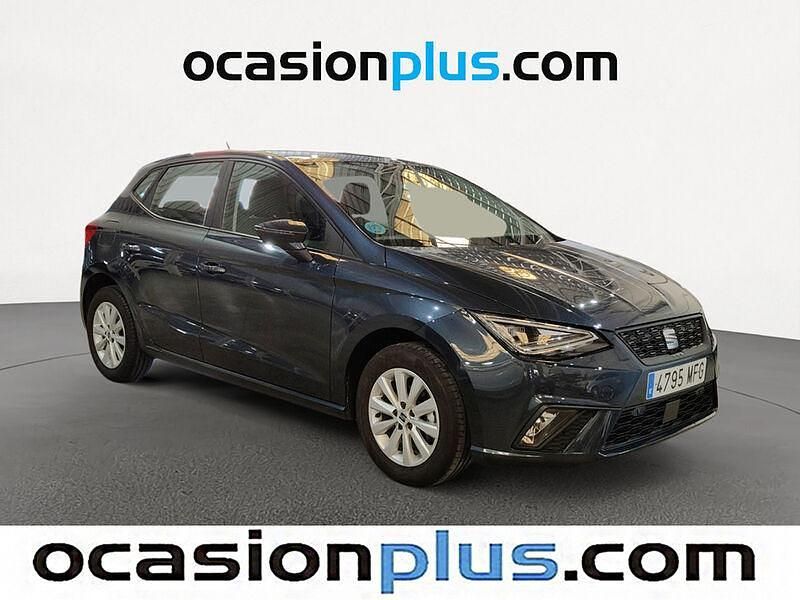 Usado Seat Ibiza Style 80 CV (58 kW) 2023 Gris Berlina