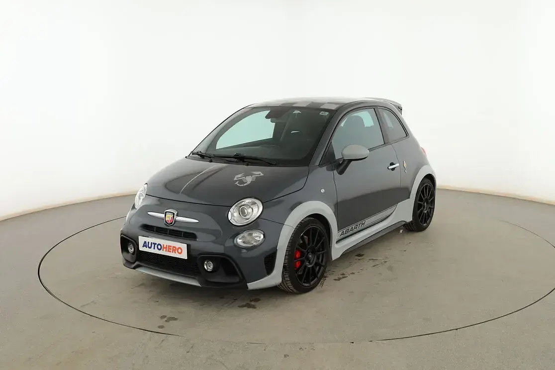Usado Abarth 695 70th Anniversary 180 CV (132 kW) 2020 Utilitario