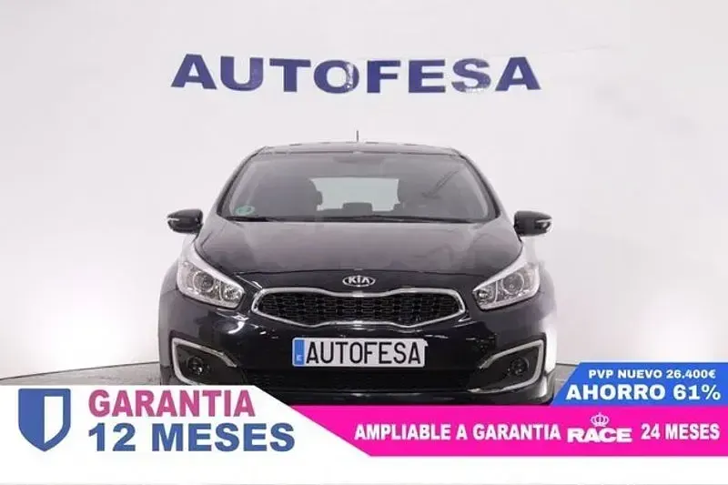 Usado Kia Ceed GT 136 HP (100 kW) 2016 Preto Sedan