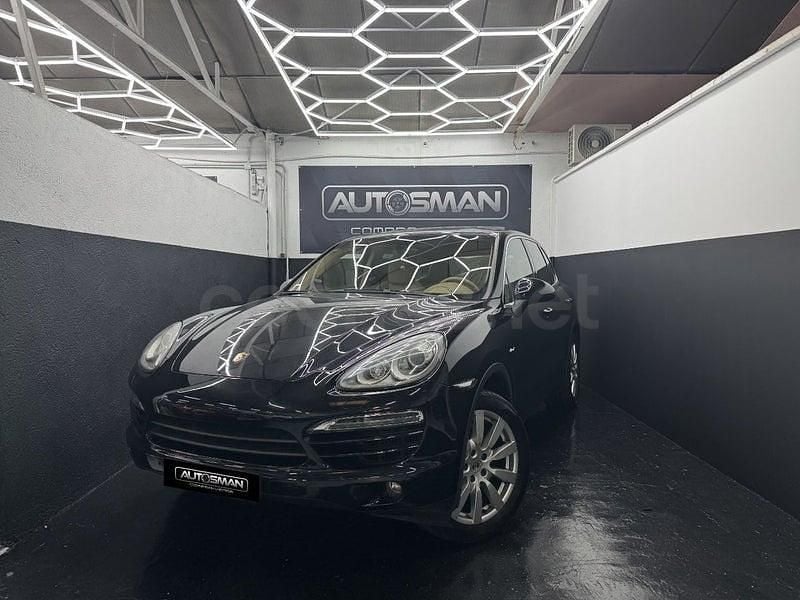 Käytetty Porsche Cayenne 262 HP (192 kW) 2014 Musta Katumaasturi
